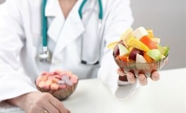 Ernährungsberoder mat Uebstzalot